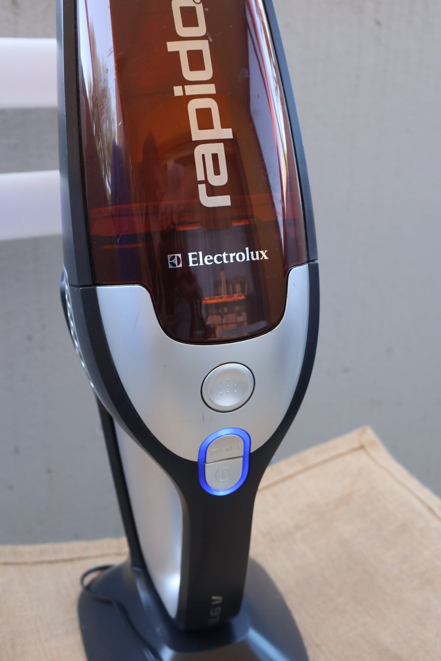 Electrolux Aspirateurs & Accessoires: Handstaubsauger Marke Electrolux – D'occasion à Aadorf par Olymp05 1