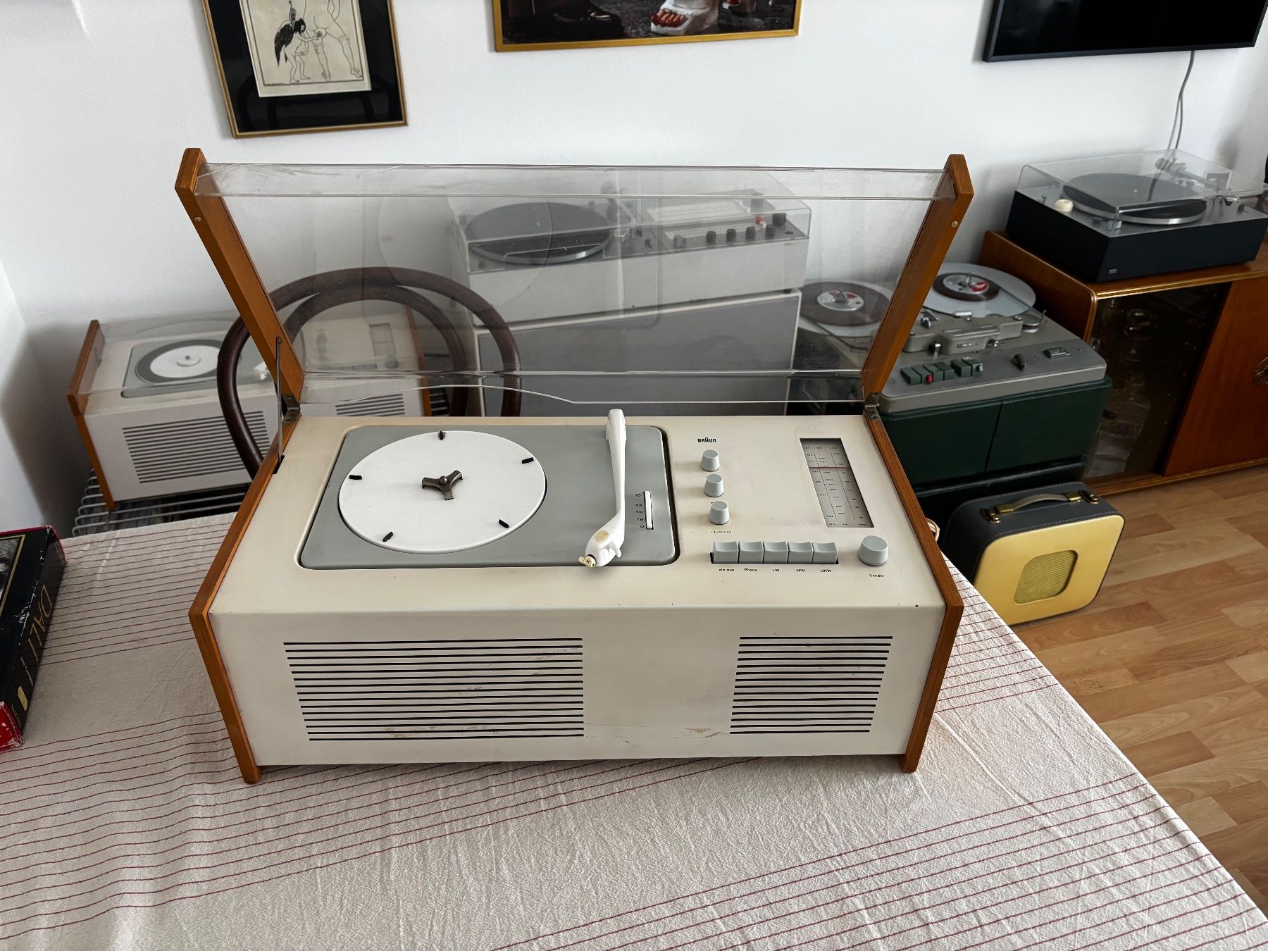 Braun Radio: Braun Schneewittchensarg SK 5 – Usato da Bern venduto da raupenimmersatt