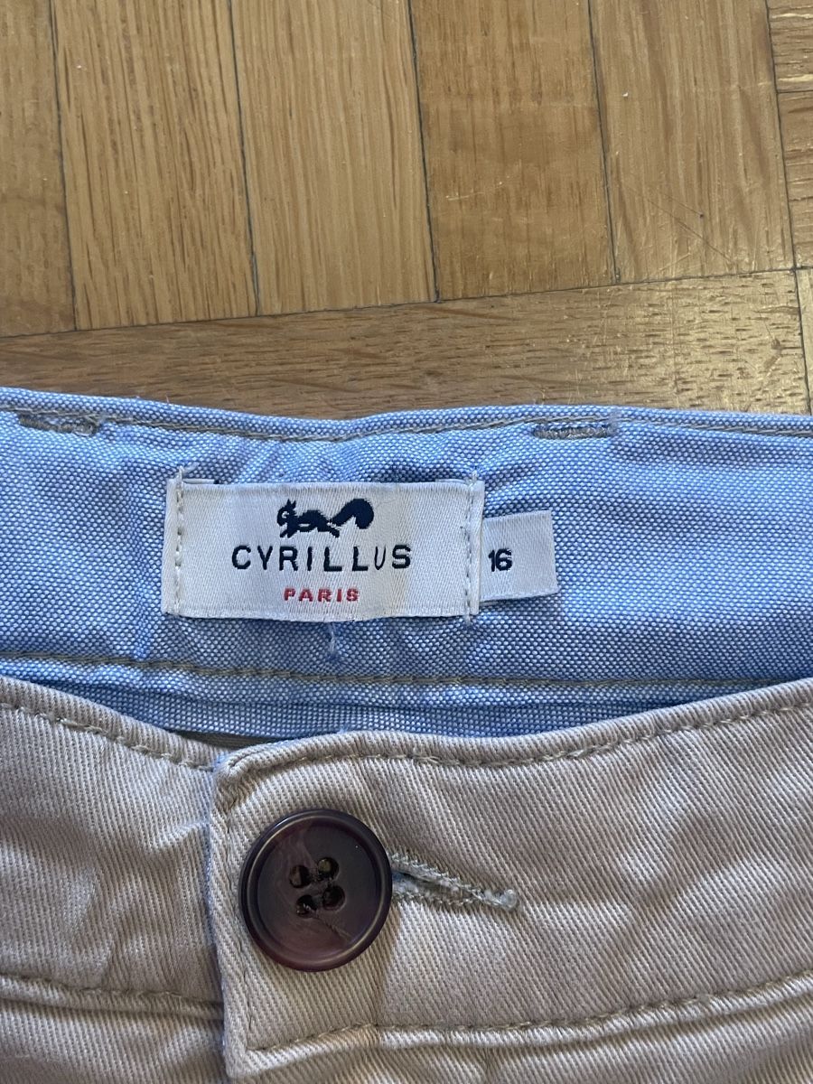 Pantalons: 2 Jeans-Shorts – D'occasion à Zürich par David.zh 3