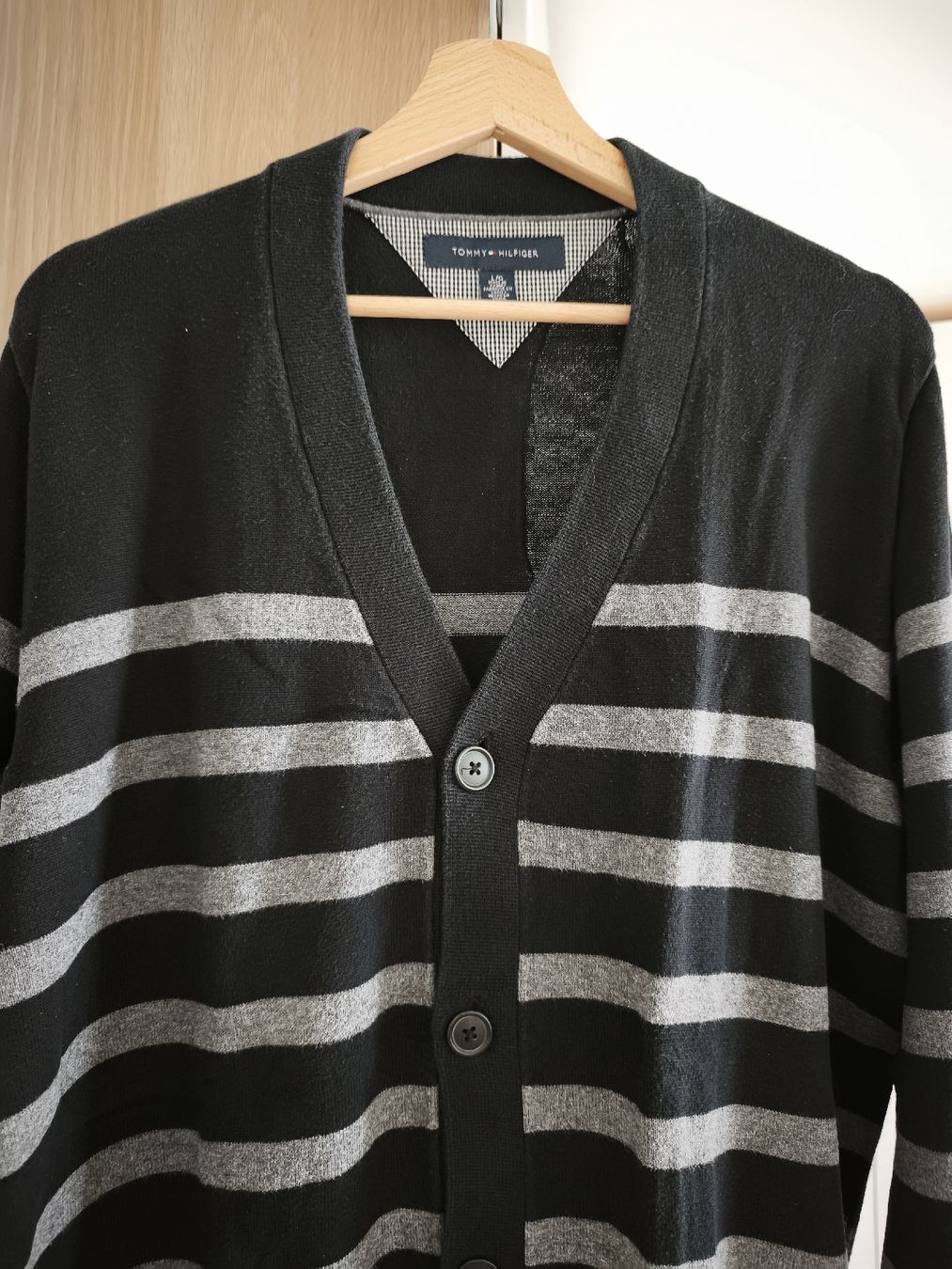 Tommy Hilfiger Maglioni & Felpe: Tommy Hilfiger Cardigan – Usato da Niederrohrdorf venduto da yan_zkz6 1
