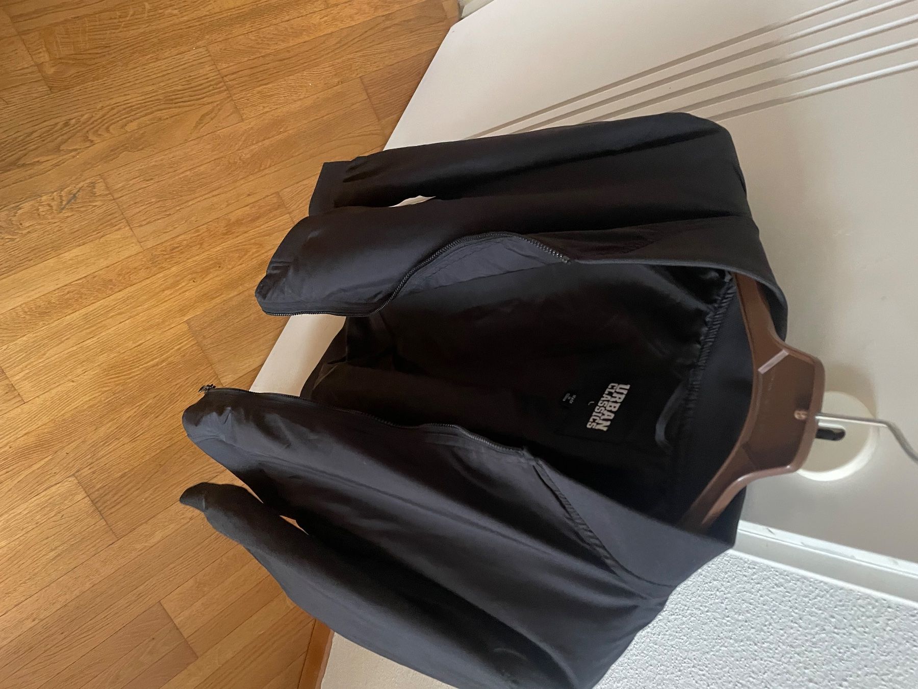 Giacche: Urban Classics  Jacke gr L – Usato da Uster venduto da bek_v2ct 3