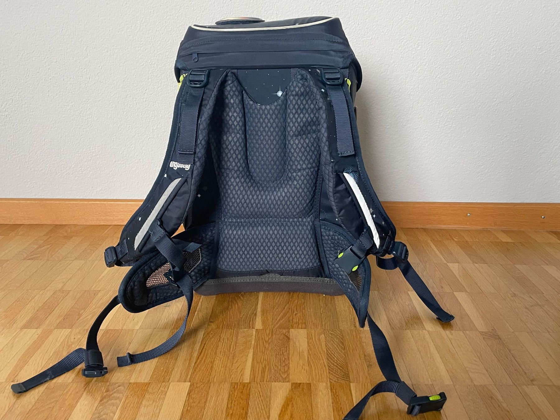 Ergobag Kindertaschen: Ergobag Set Cubo Light – Gebraucht aus Wiesendangen von Blupics 2