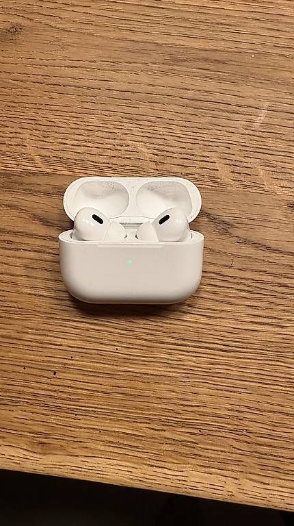 Cuffie: Apple AirPods Pro 2  – Usato da Heimiswil venduto da gra_25p2