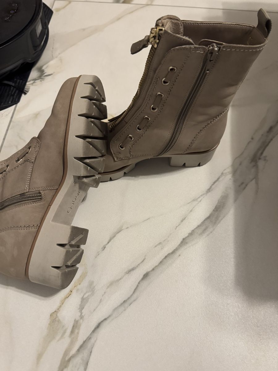 Gabor Scarpe da donna: Gabor Boots, beige, Gr. 39,Top Zustand – Usato da Langnau am Albis venduto da ste_2zdt 3