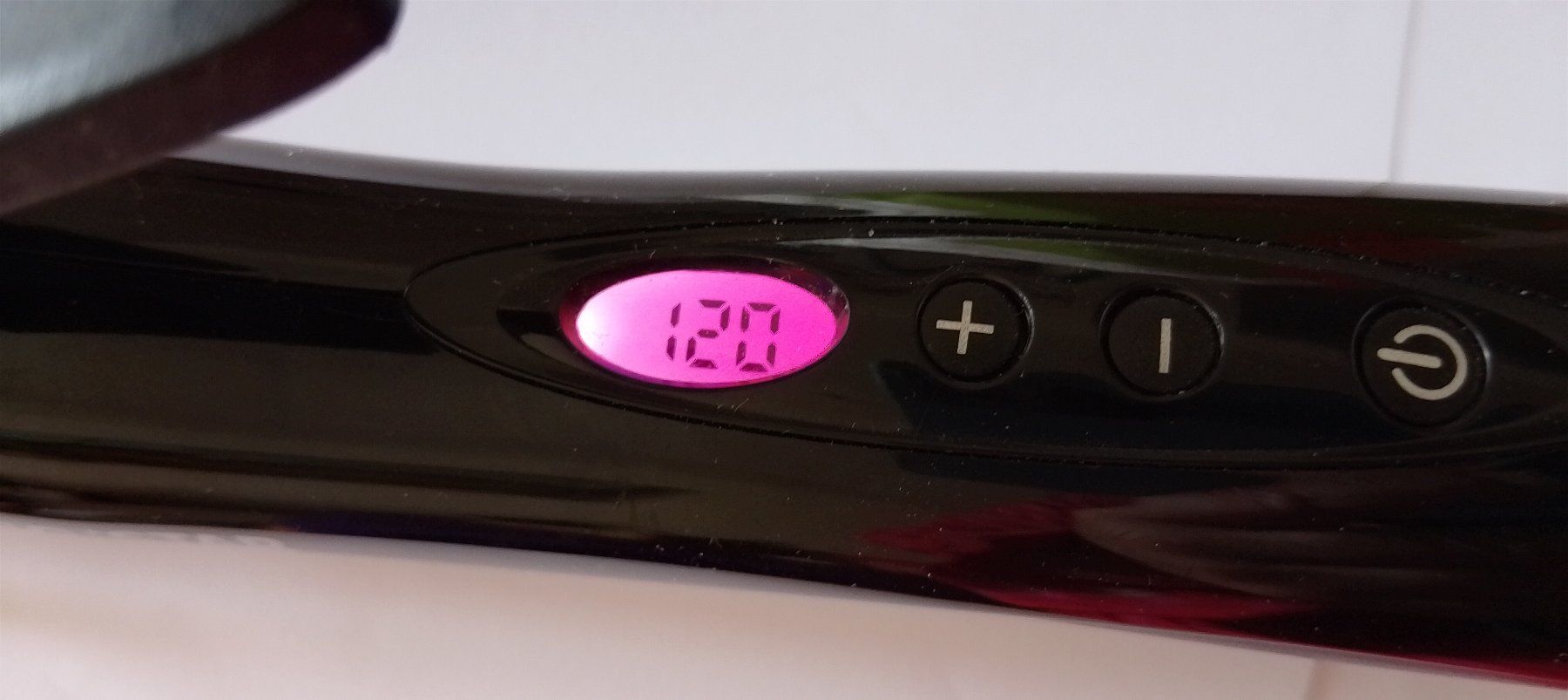 Fers à boucler & lisser: lockenstab und hitzeschutzspray – D'occasion à Zürich par var_gmw9 2