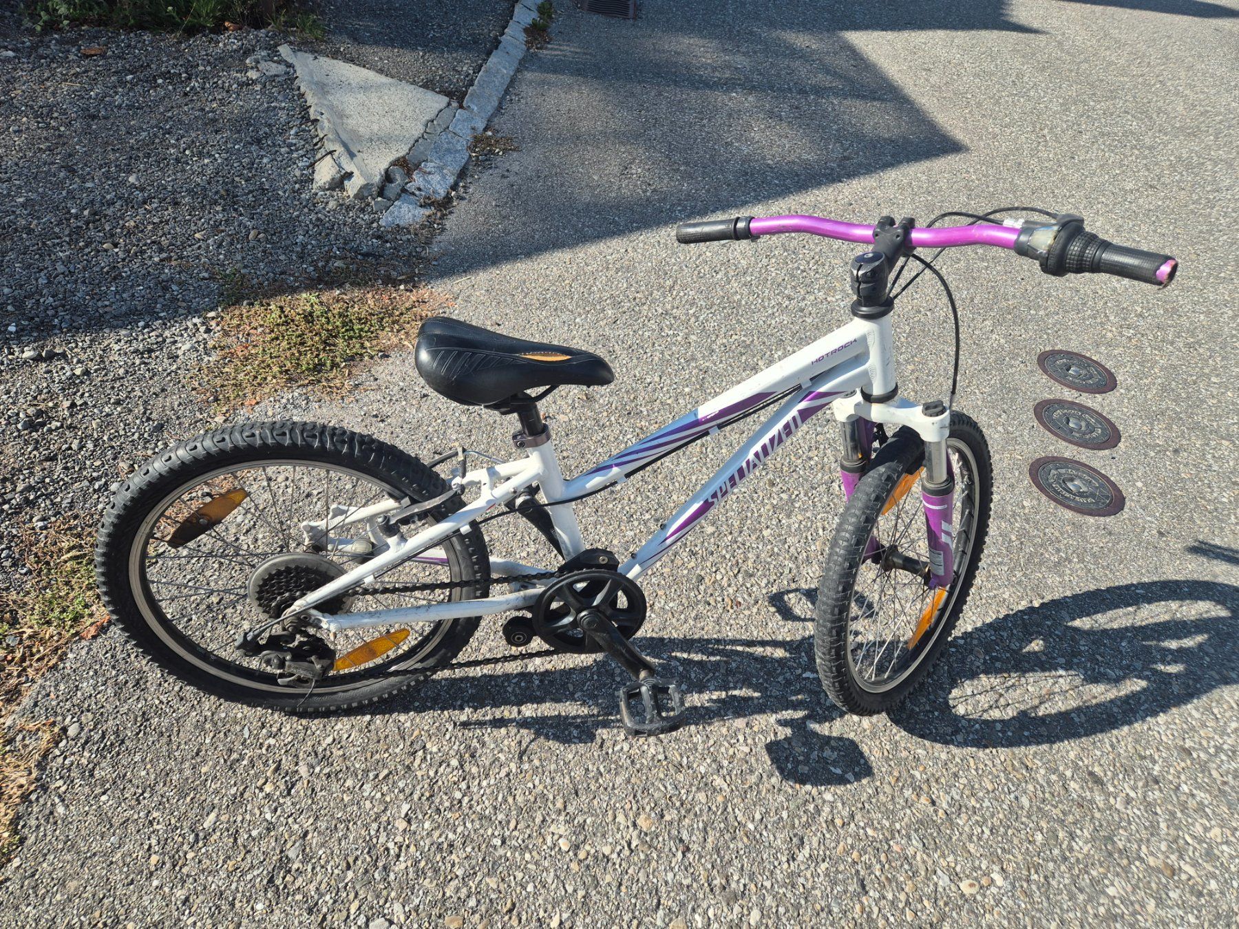 Specialized Biciclette: Kindervelo 20" Specialized – Usato da Weier im Emmental venduto da BigBalloon 1