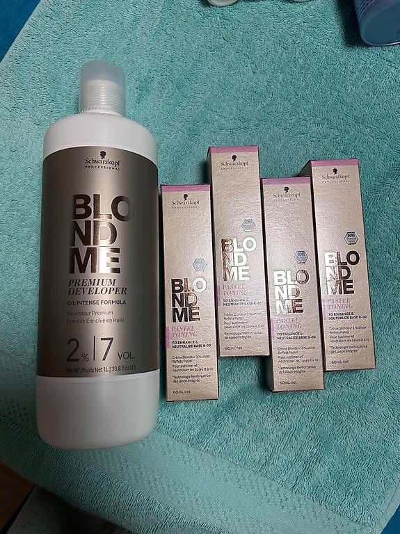 Tinte: Blond me Set von Schwarzkopf – Usato da Balsthal venduto da Malisha2009