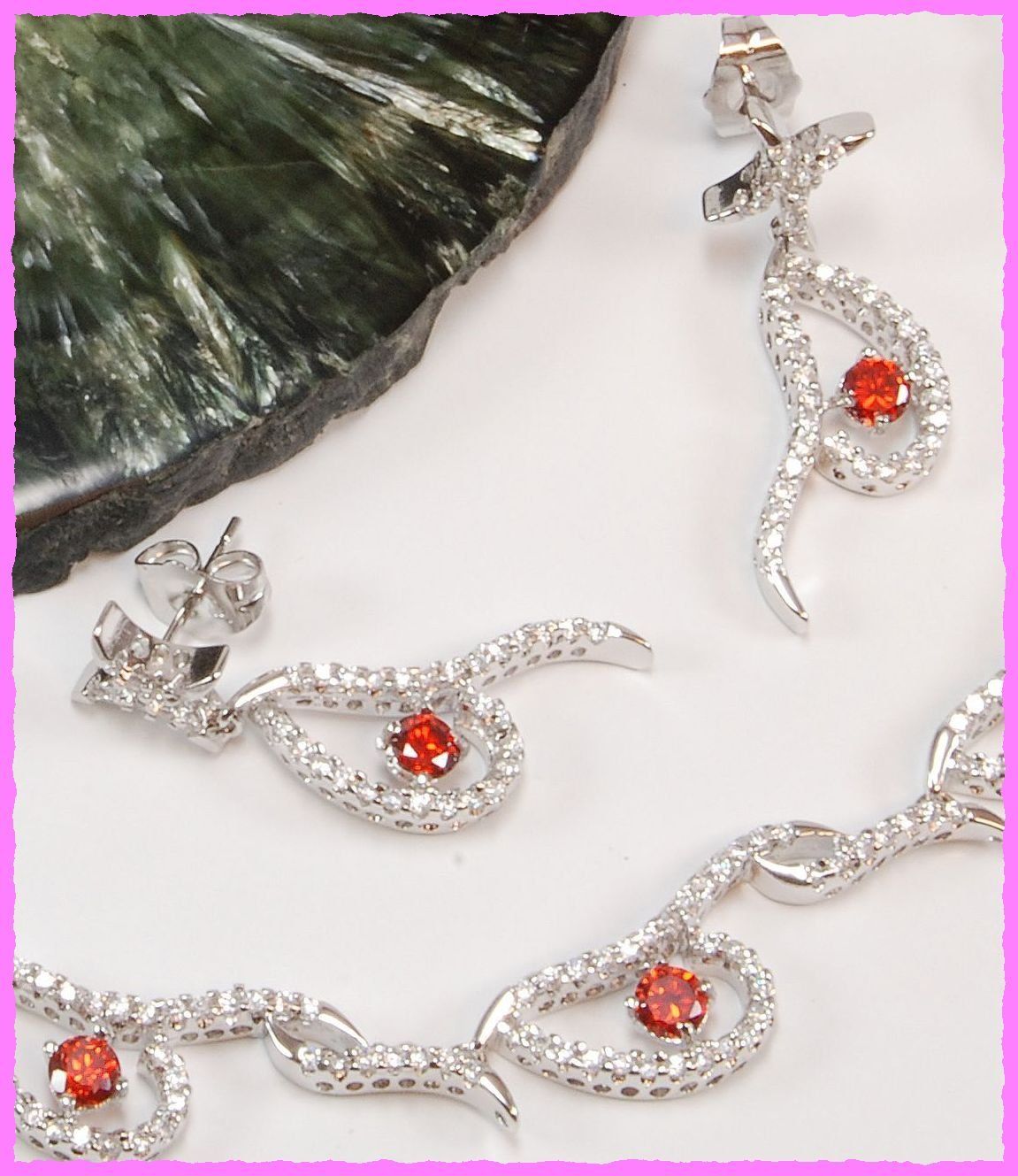 Catenine: Erlesene Halskette – Collier – Nuovo e nell'imballaggio originale da Oberglatt ZH venduto da Diamond-Girl 2