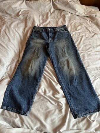 Baggy jeans