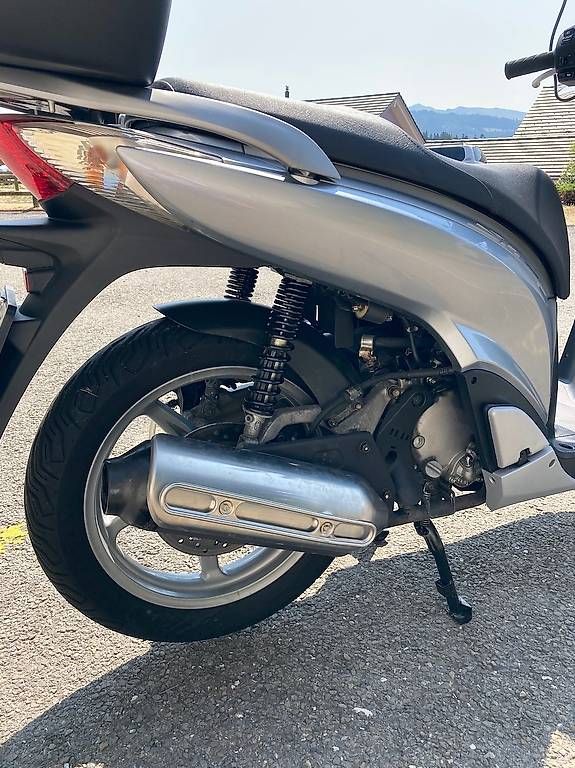 Honda Scooters: Scooter Honda SH 125i – Gebraucht aus Le Crêt-p-Semsales von Mimeliduf 3