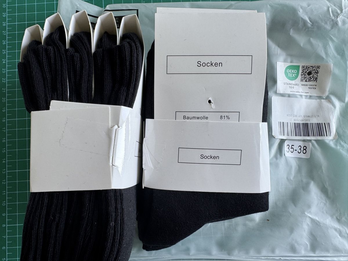 Socken: Socken – Neu und originalverpackt aus Ottenbach von Mani769