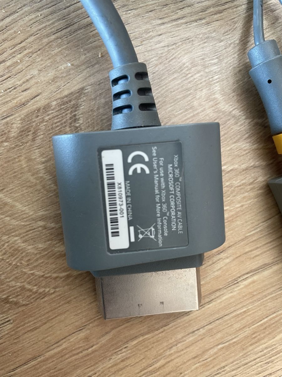 Microsoft Console: Microsoft Xbox 360 - Câble de connexion vidéo  original – Usato da Denges venduto da Ricautomotive 3