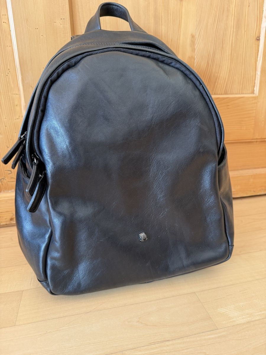 Navyboot Zaini: Navyboot grosser Rucksack aus Leder schwarz – Usato da Uster venduto da Schangnau87 9