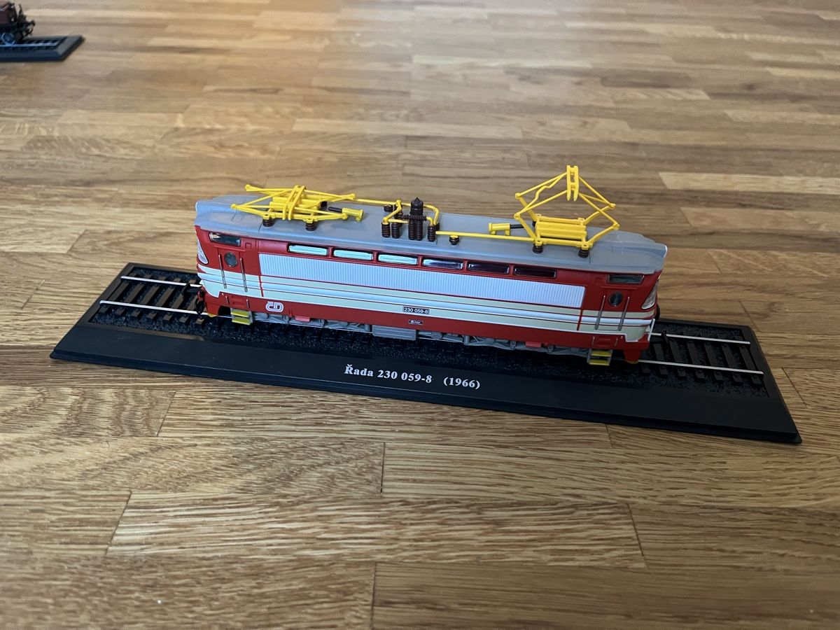 Kit di modellismo & Modellini statici: Lokomotiven Modelle – Usato da Bern venduto da stef_ha