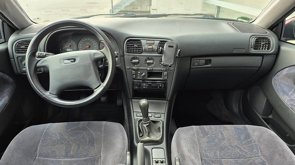 Automobili: Volvo V40 T4 Phase 1 Handschalter ab MFK – Usato da Zürich venduto da dbwdbw 4
