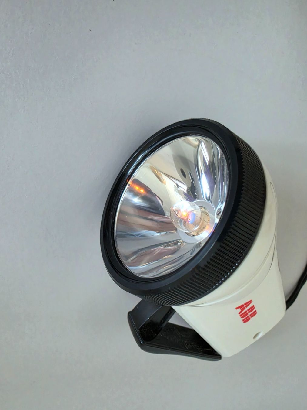 Lampen: Vintage ABB Dynamo Taschenlampe – Gebraucht aus Birr von DisDas 3