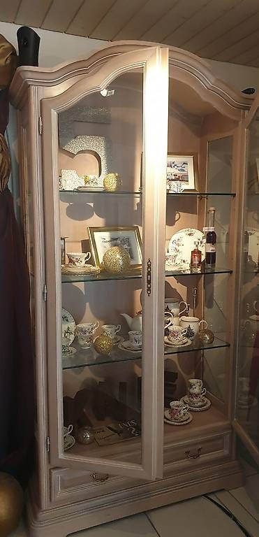 Vetrine: Vitrine / Selva – Usato da Benken SG venduto da samba12