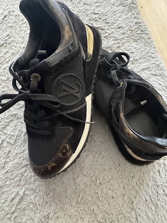 Scarpe da donna: Chaussures  – Usato da Chavannes-Renens venduto da lei_8mvy