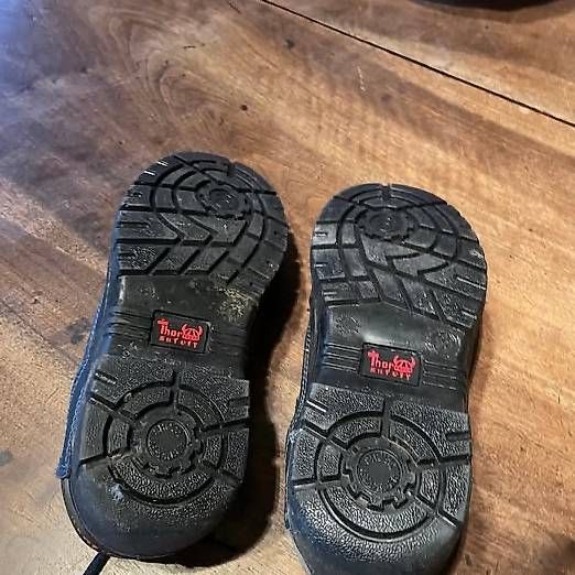 Scarpe da uomo: Chaussures de sécurité – Usato da Porrentruy venduto da 40kg 3