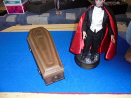 Figur Infinite DRACULA Bela Lugosi mit SARG /Detailgetreu ,