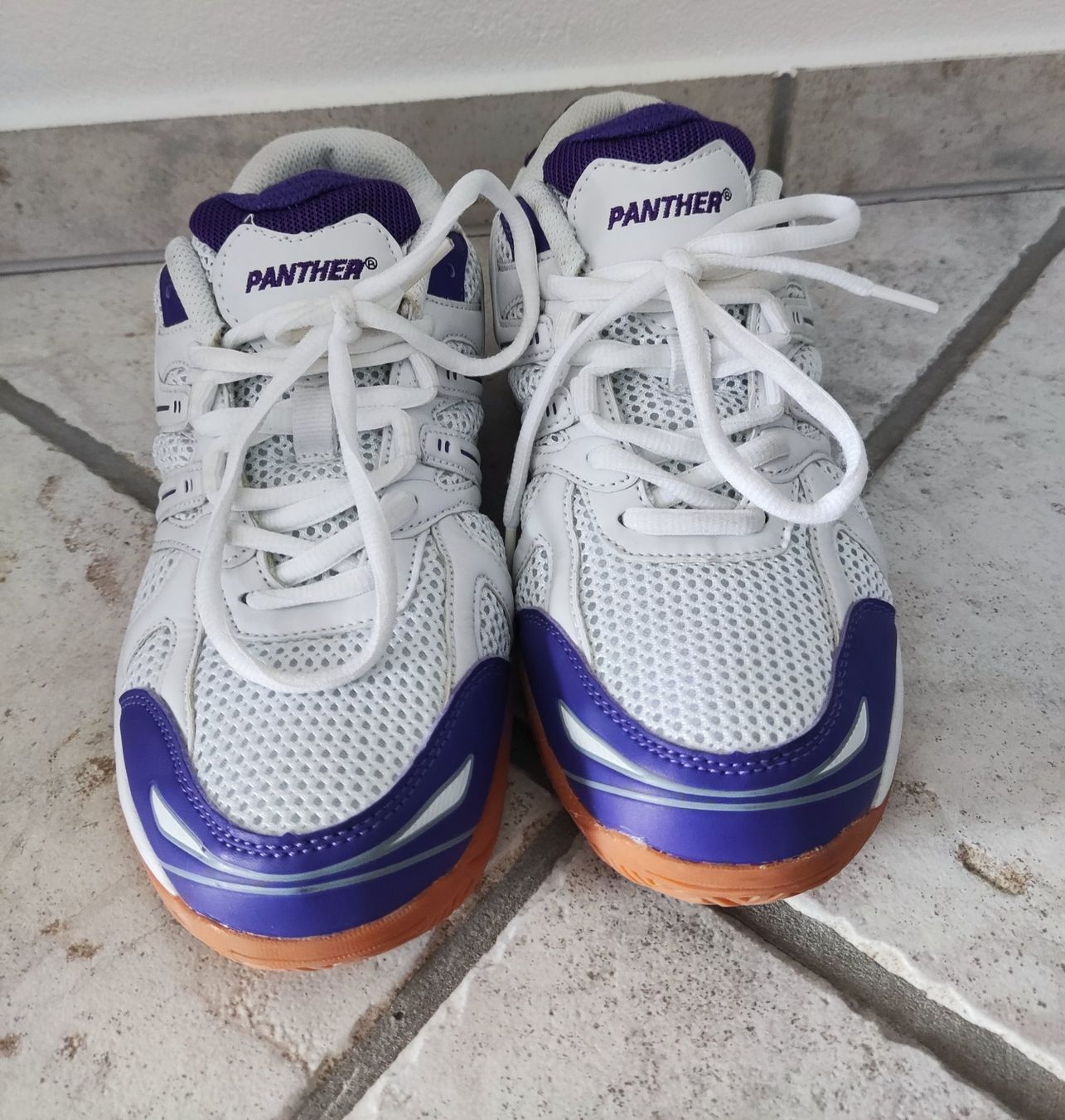 Scarpe da donna: PANTHER SPORTSCHUH GR.39 – Usato da Chur venduto da Rodanisa 2