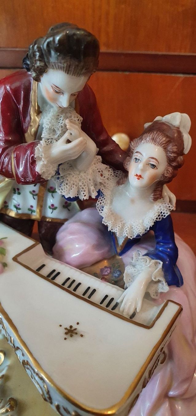 Statuette: Pianistin – Usato da Binningen venduto da Hofka64 1