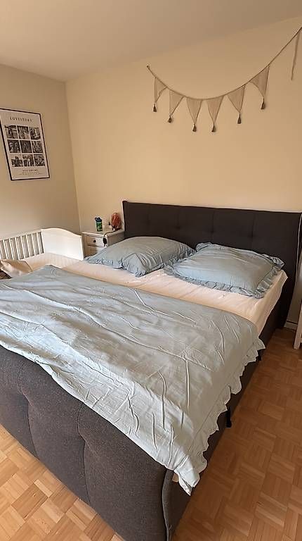 Letti: Boxspringbett mit Stauraum 180x200 – Usato da Neuhausen venduto da Malin.Nele
