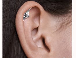 Elegante Helix Ohrstecker 925er Silber - Neu und stilvoll!