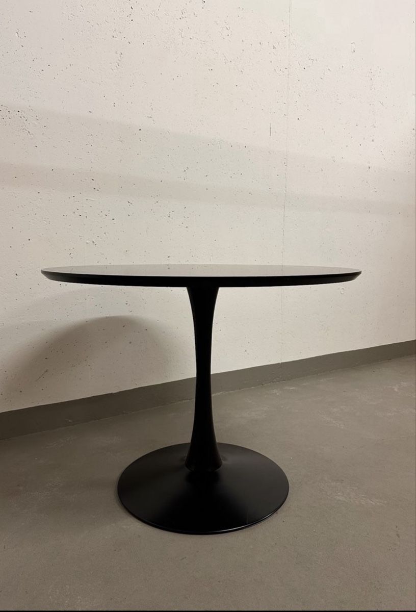 Tische: Tisch – Gebraucht aus Zürich von luc_8wll