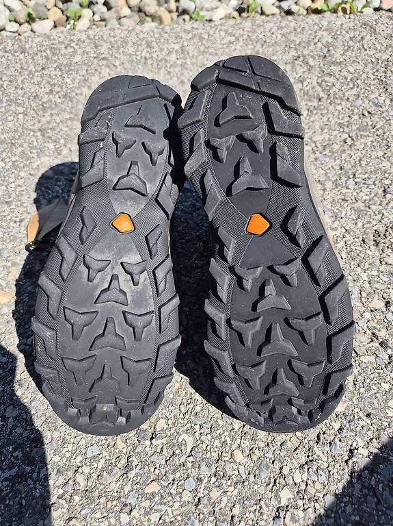 Herrenschuhe: Scarponcini da montagna Quechua nr. 36 – Gebraucht aus Taverne von jaeggiar 1