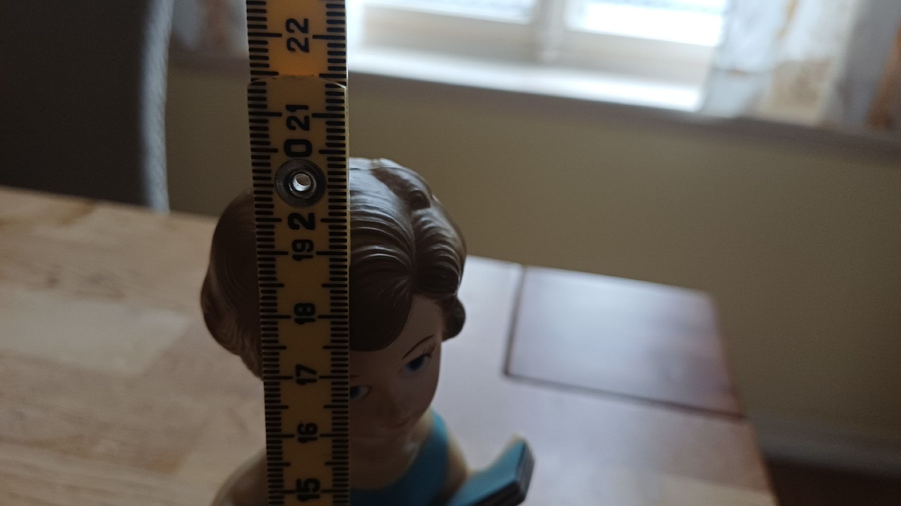 Figuren: Schöne Mädchenfigur mit. Spielwerk – Gebraucht aus Flawil von Naphtali 2