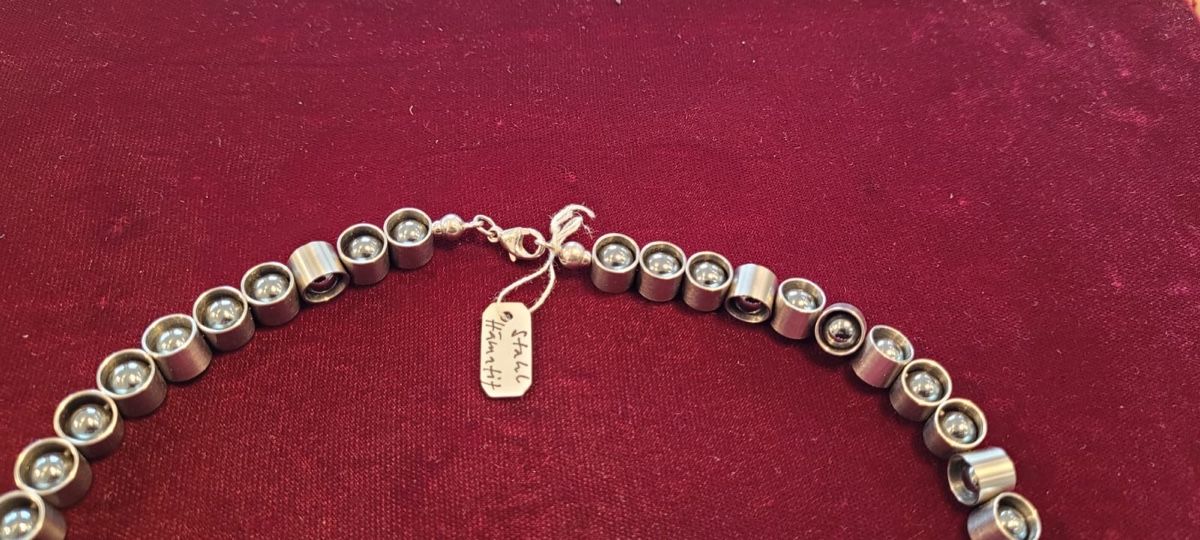 Catenine: Stahl Hämatit Collier – Nuovo e nell'imballaggio originale da Münsingen venduto da Goldschmiede_Ambrosi 2