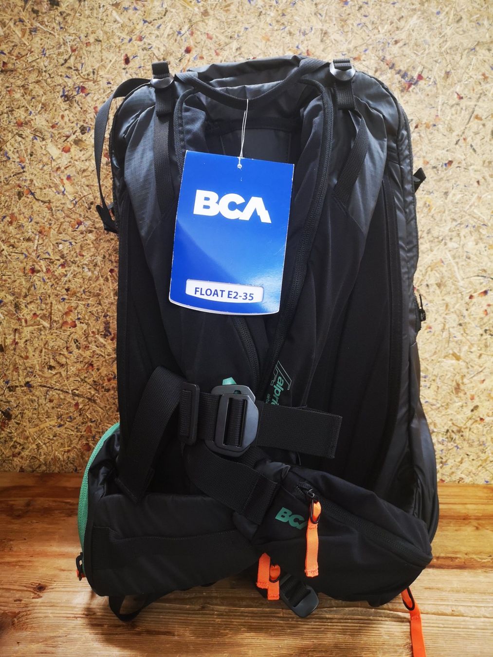 Rucksäcke: Lawinenrucksack BCA Float E2 35L Green – Neu und originalverpackt aus Scuol von Marco-Sport-Scuol 3