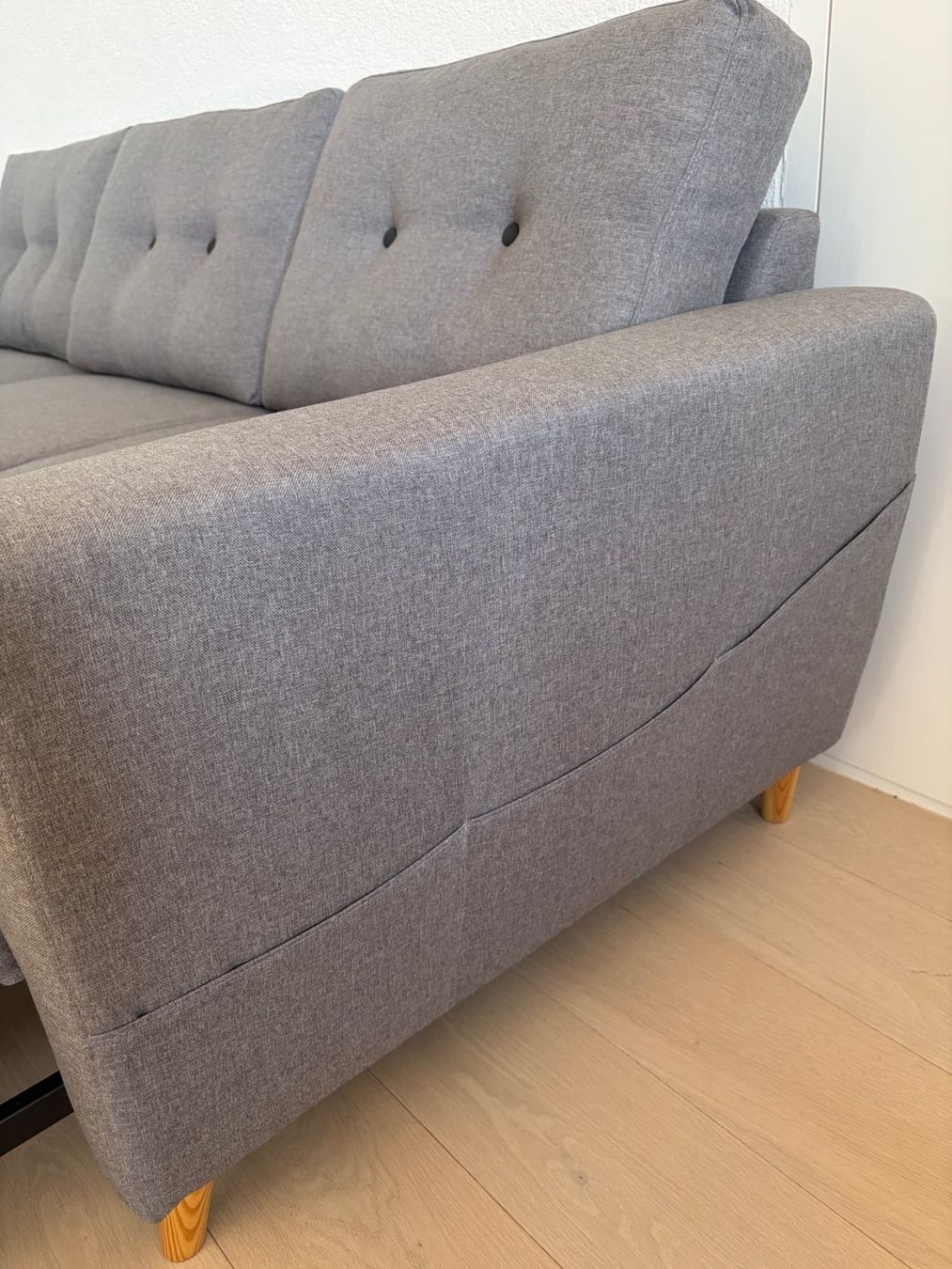 Sofas: Verschenke Ecksofa in grau mit Schlaffunktion gebraucht – Gebraucht aus Herrliberg von hel_2sln 3