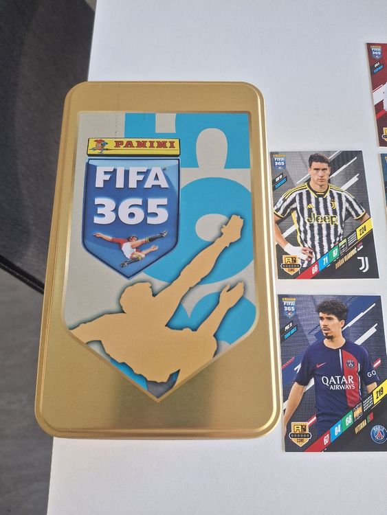 Panini Cartes à collectionner: Panini Cartes Adrenalyn Fifa365 – Neuf (Voir description) à Morges par ProfesseurJones 1