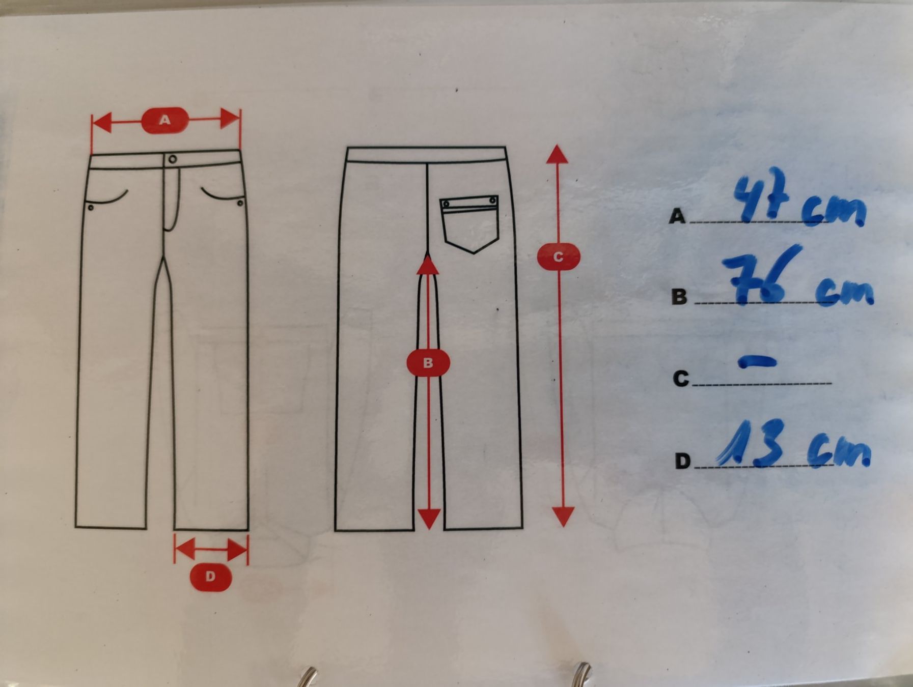 Negligees & Pyjamas: CHICORÉE Pyjama une pièce – Gebraucht aus Thielle von Plusvalue_Neuchatel 2