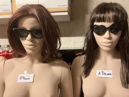 Schaufensterpuppen 2 Damen