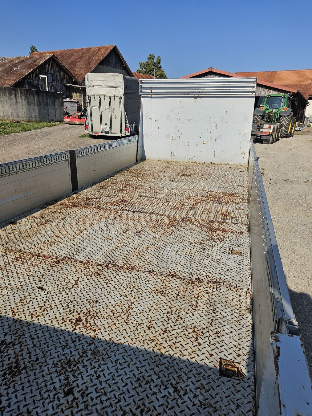 Conteneurs de construction: Abrollpritsche – D'occasion à Altikon par FMG678 7