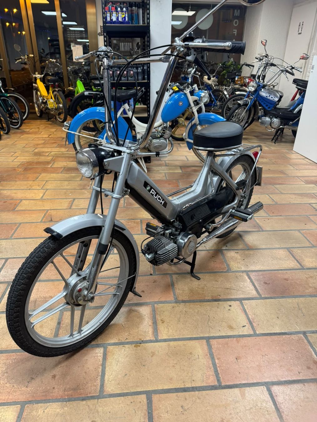 Puch Ciclomotori: Puch Maxi N mit Ausweis – Usato da Schmerikon venduto da Mofaparts 2