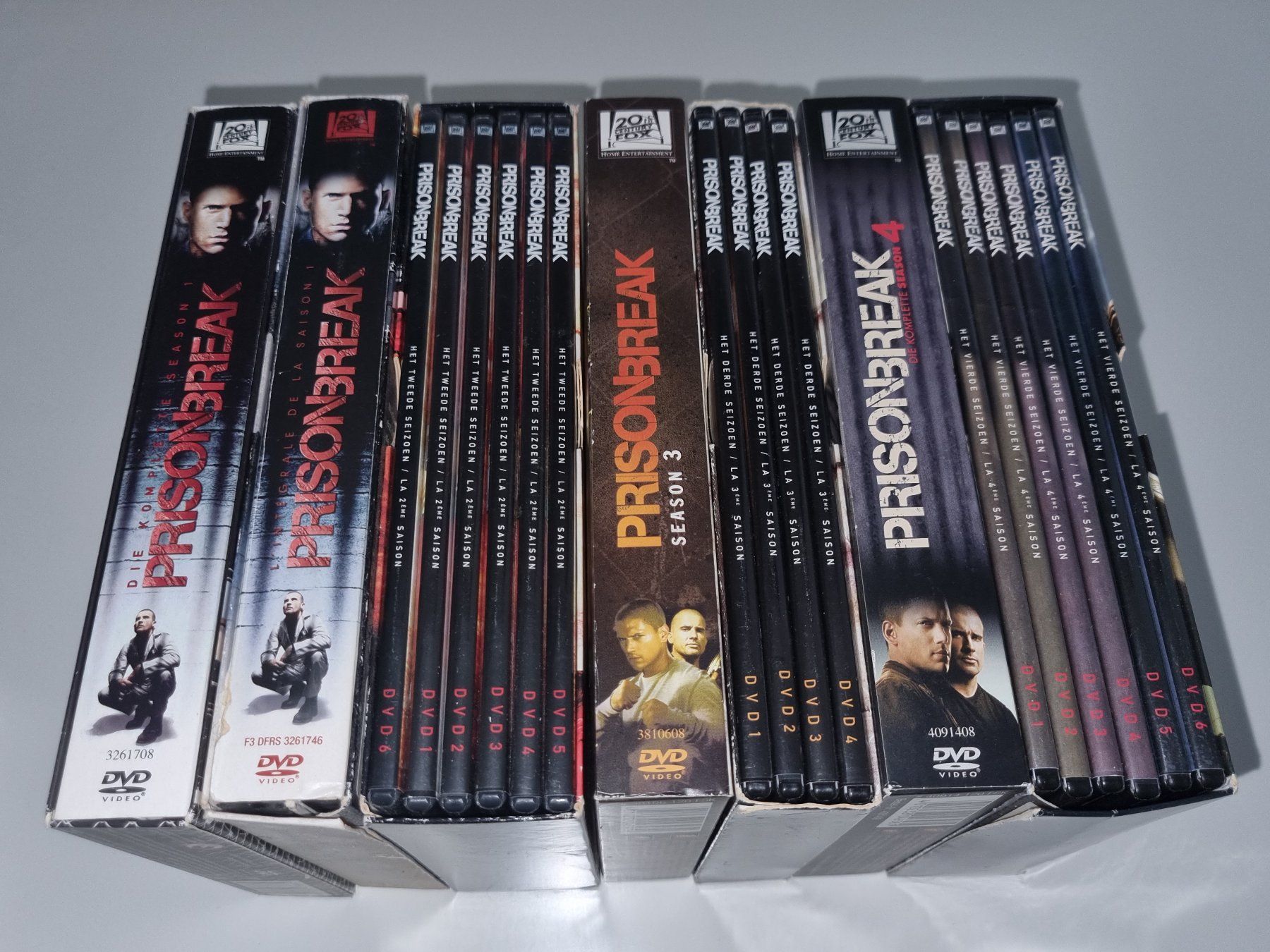 Tutti i DVDs: DVD: Prison Break - Staffel 1-4 – Usato da Ehrendingen venduto da Thomas_2 3