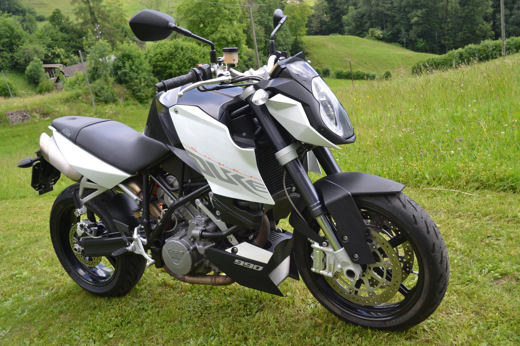 KTM Strada: KTM 990 Super Duke, Jg. 2009 – Usato da Ebnat-Kappel venduto da Selun34 1