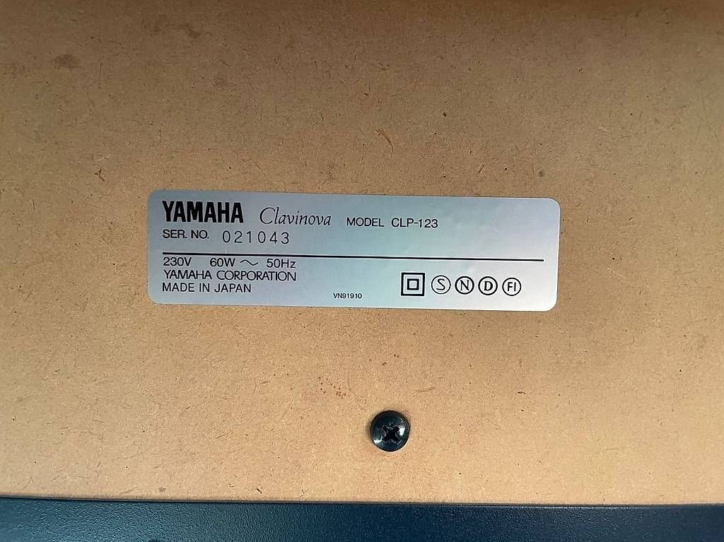 Strumenti musicali: Yamaha Clavinova CLP 123 – Usato da Zürich venduto da superfecoo 4