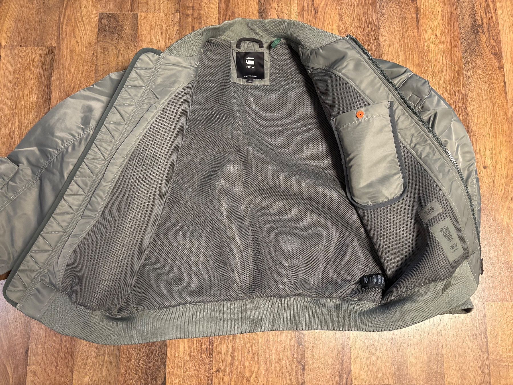 G-Star Giacche: Bomberjacke G-Star Raw – Usato da Winterberg ZH venduto da vanilleinspiration 2