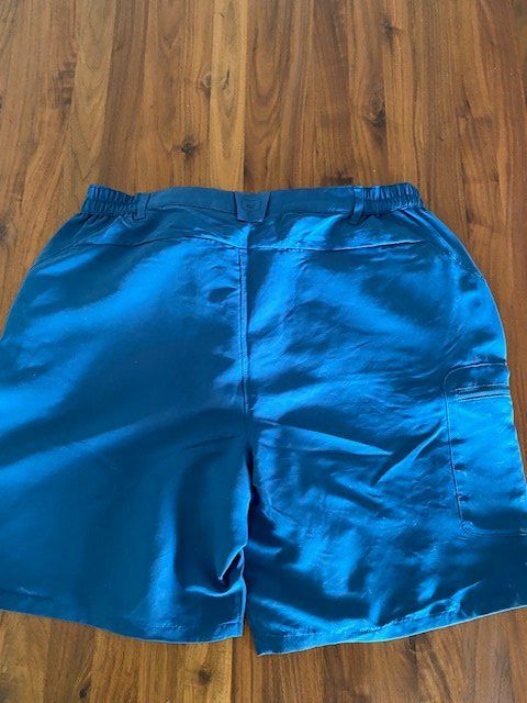 Pantaloni: Kurze Outdoorhose Gr. 40 – Usato da Edlibach venduto da Arnoldotto 1
