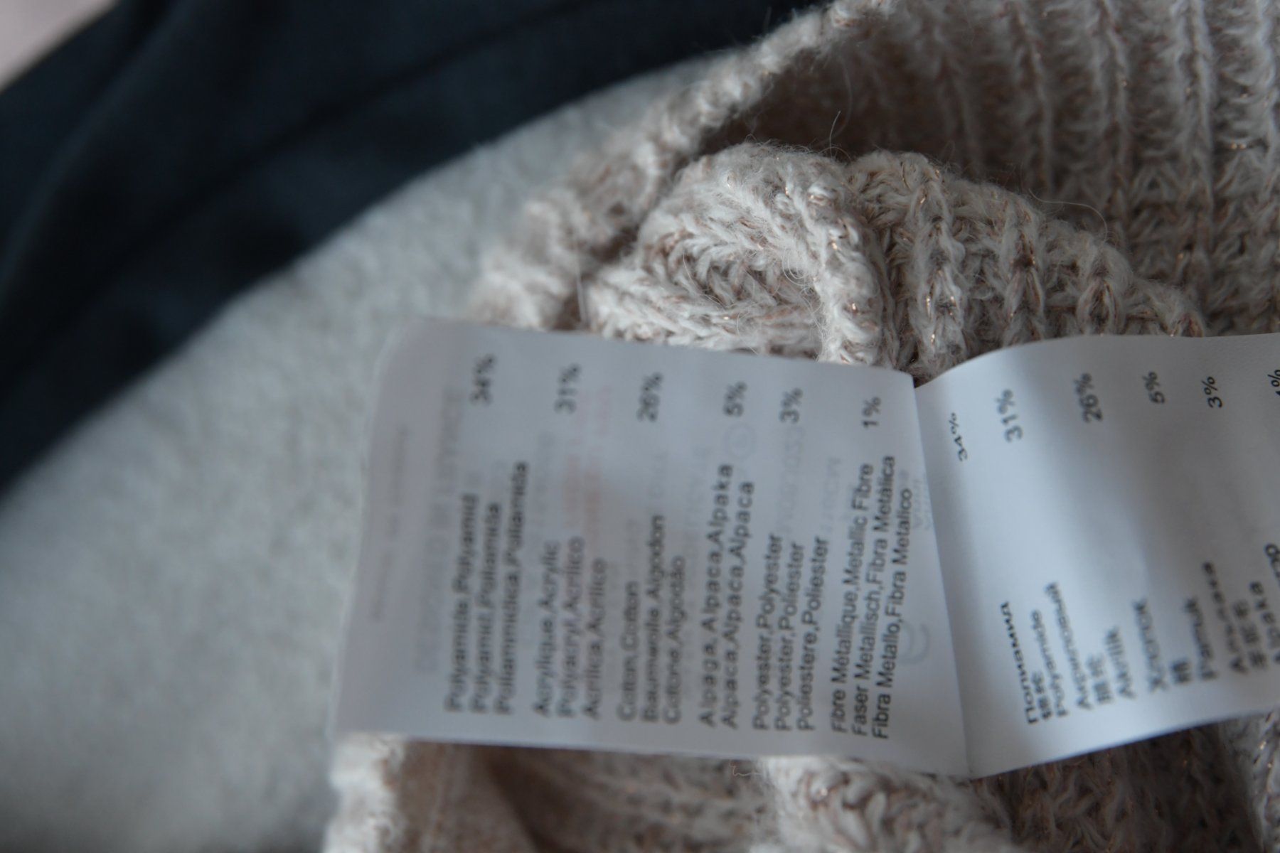 Lotti & Set di vestiti: neu Weste, Tshirt Jean Bourget gr.116 – Nuovo e nell'imballaggio originale da Nuglar venduto da Korsika2 4