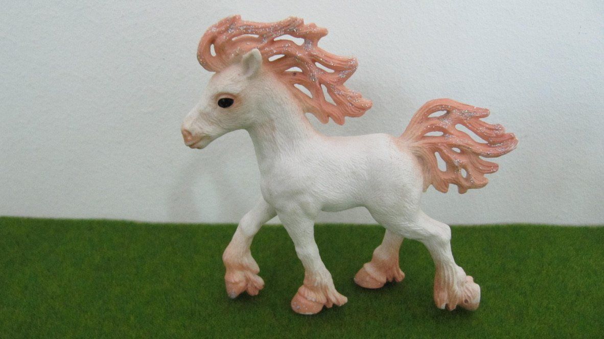 Schleich Spielzeuge: Schleich Bayala Einhörner und süsse Ponys – Gebraucht aus Brunnen von Kiwiland1 1