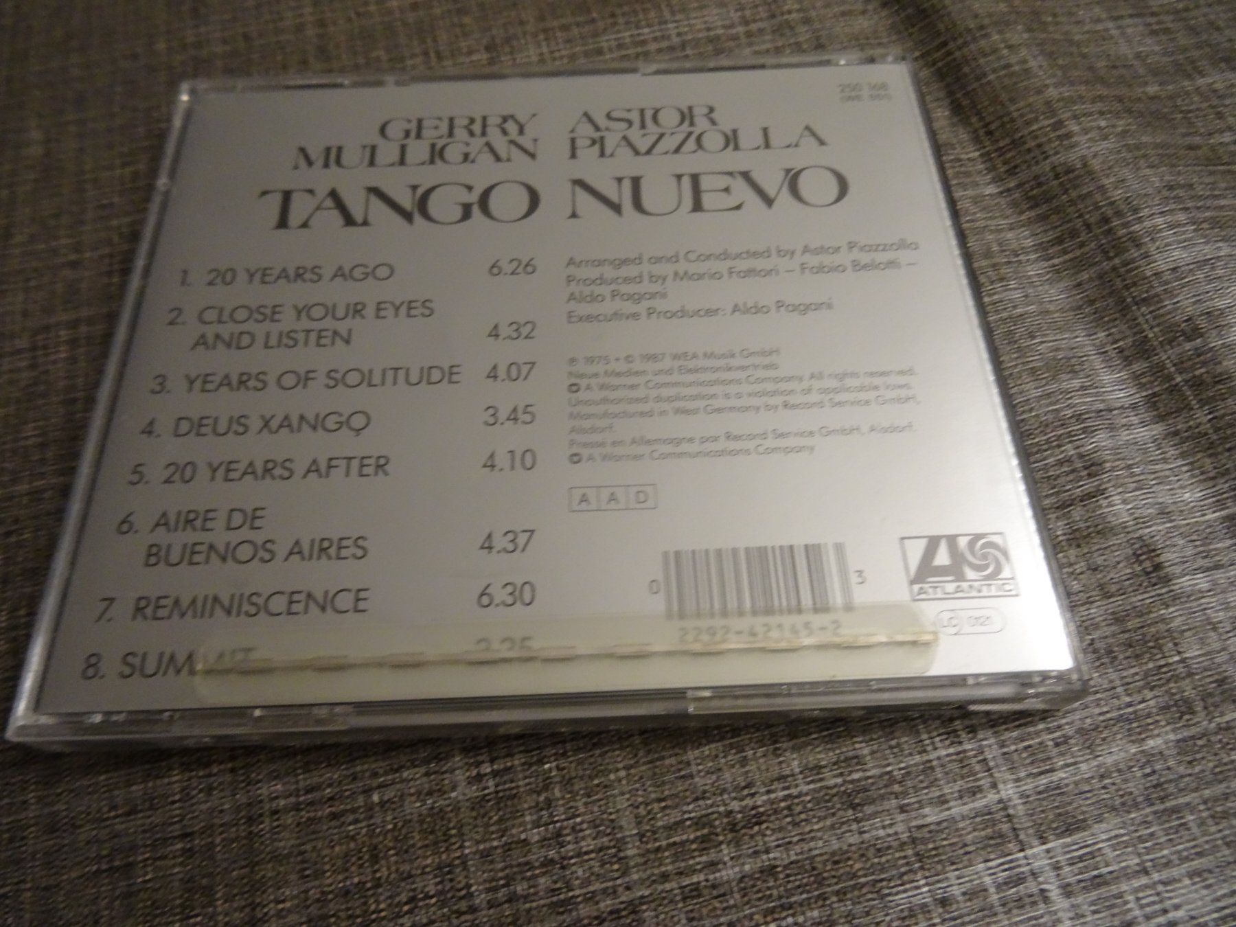 CD: Astor Piazzolla & Gerry Mulligan - Tango Nuevo CD – Usato da Olten venduto da Disc-Ausverkauf 1