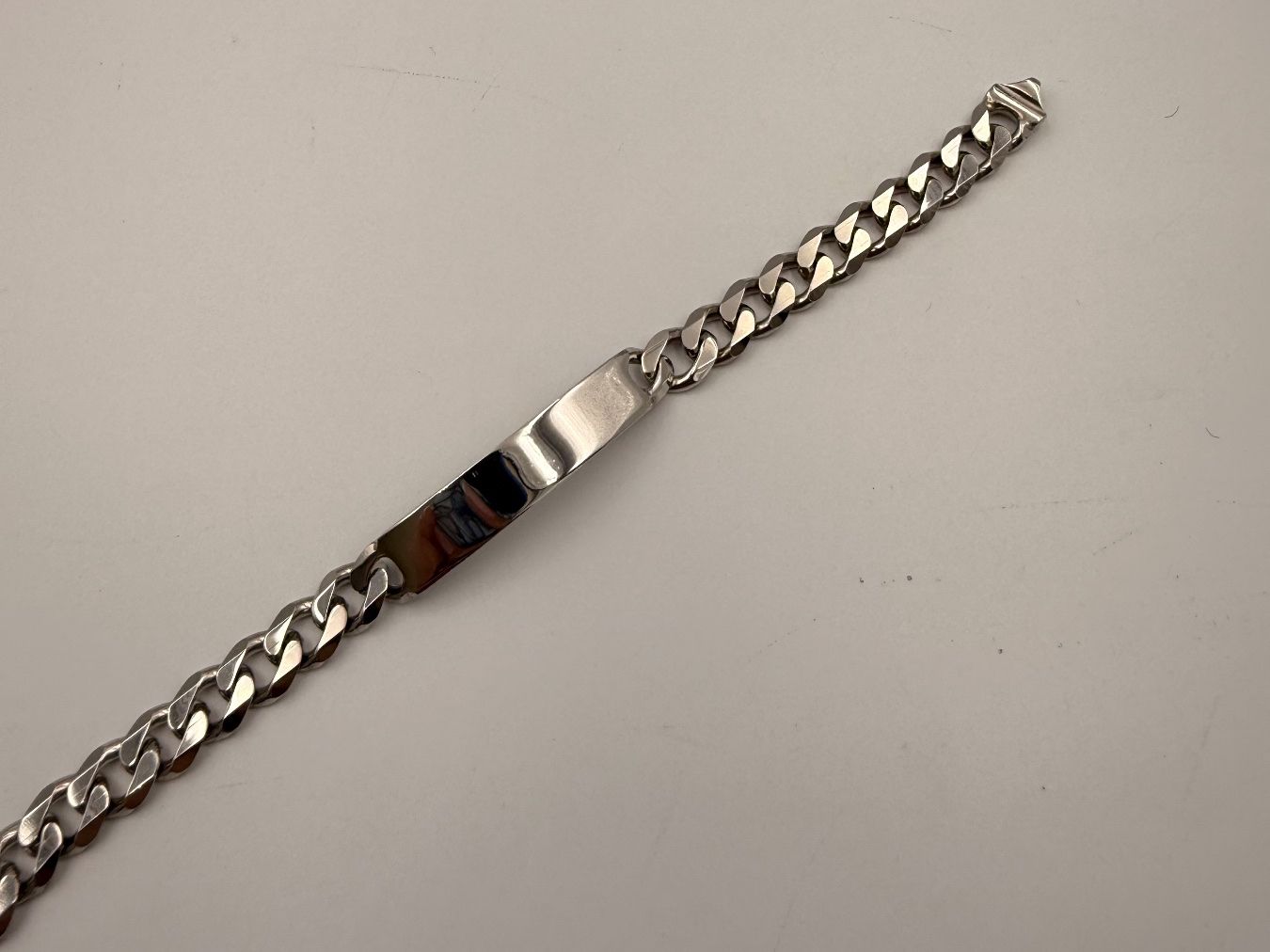 Armbänder & -reifen: ID-Bracelet Panzer Silber 925 21cm – Gebraucht aus Zug von gold.schmuck