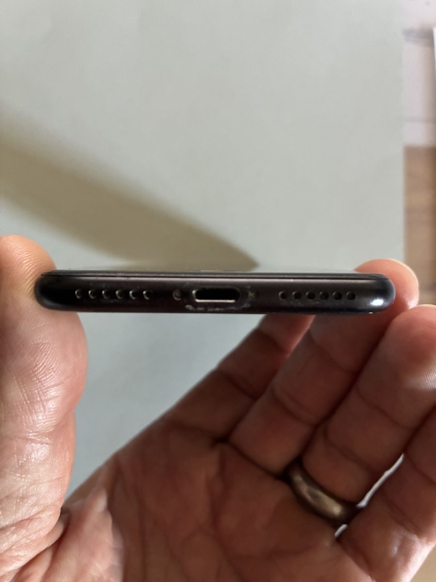 Apple Telefoni cellulari / Smartphones: iPhone SE 2020 128 GB – Usato da Illgau venduto da Pbuergler1 4