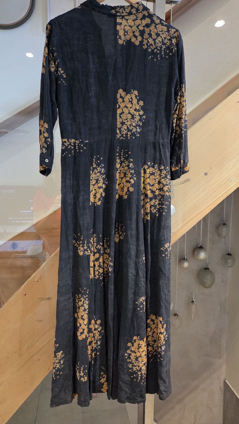 Nile Vestiti: Nile Kleid – Usato da Winterthur venduto da sandi99 2